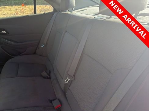 Used 2015 Chevrolet Malibu LS image 16