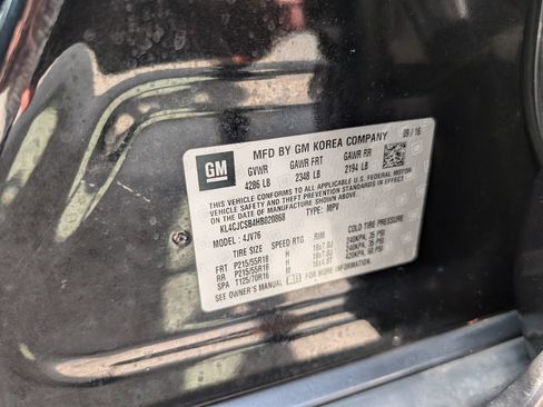 Used 2017 Buick Encore Essence FWD image 25