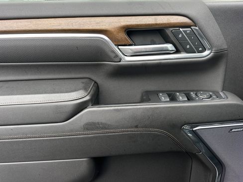 Used 2024 Chevrolet Silverado 2500 High Country w/ High Country Premium Package image 11