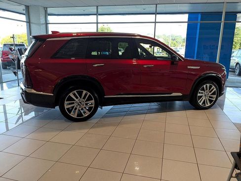 New 2026 Cadillac Vistiq Luxury image 4