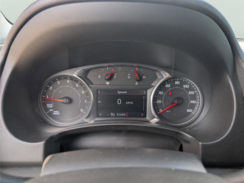 Used 2024 GMC Terrain SLT image 24