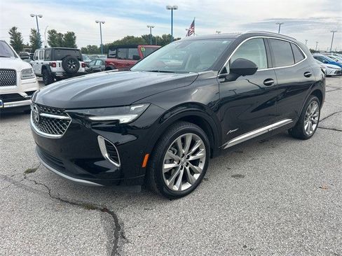 Used 2022 Buick Envision Avenir w/ Technology Package II image 8