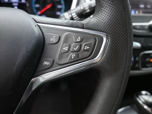 Used 2021 Chevrolet Equinox LS w/ LS Convenience Package FWD image 28