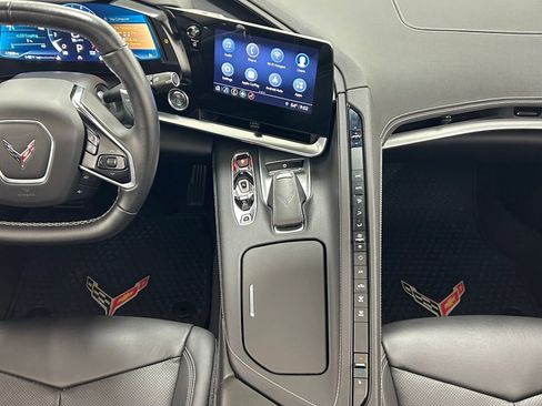 Used 2023 Chevrolet Corvette Stingray Coupe w/ Z51 Performance Package image 11