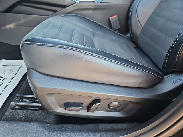 Used 2024 Mitsubishi Outlander SE FWD image 17