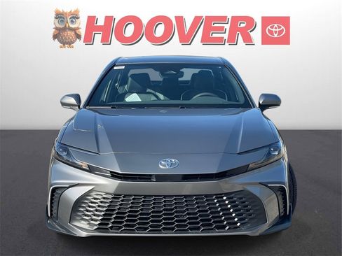 New 2026 Toyota Camry SE image 7