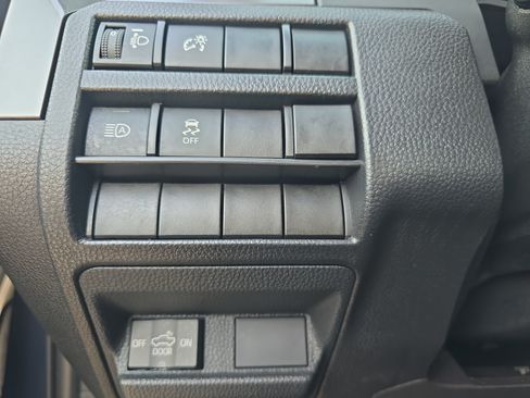 Used 2024 Toyota Tacoma SR5 w/ SR5 Upgrade Package AWD/4WD image 26