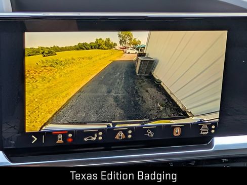 New 2026 GMC Sierra 1500 SLT AWD/4WD image 17