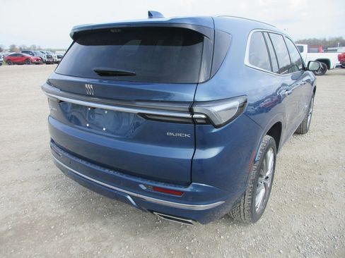 New 2026 Buick Enclave Avenir image 5