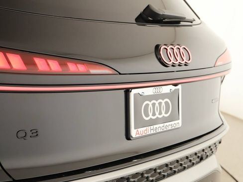 New 2026 Audi Q3 quattro 2.0T AWD/4WD image 34