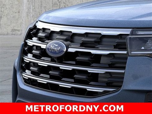 New 2026 Ford Explorer Active image 17