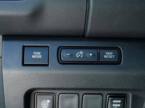 New 2025 Nissan Frontier SV w/ SV Convenience Package image 20