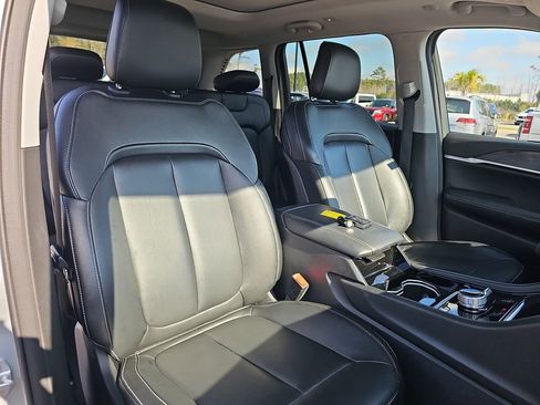 Used 2022 Jeep Grand Cherokee Limited 4xe image 13