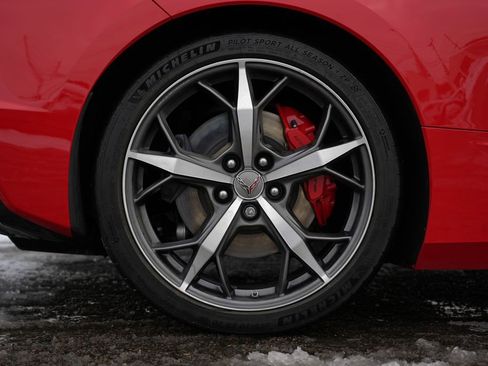 Used 2021 Chevrolet Corvette Stingray Preferred Cpe w/ Engine Appearance Package image 7