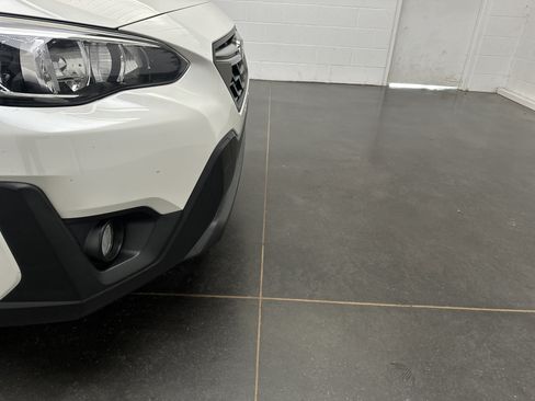 Used 2022 Subaru Crosstrek 2.0i Premium AWD/4WD image 2