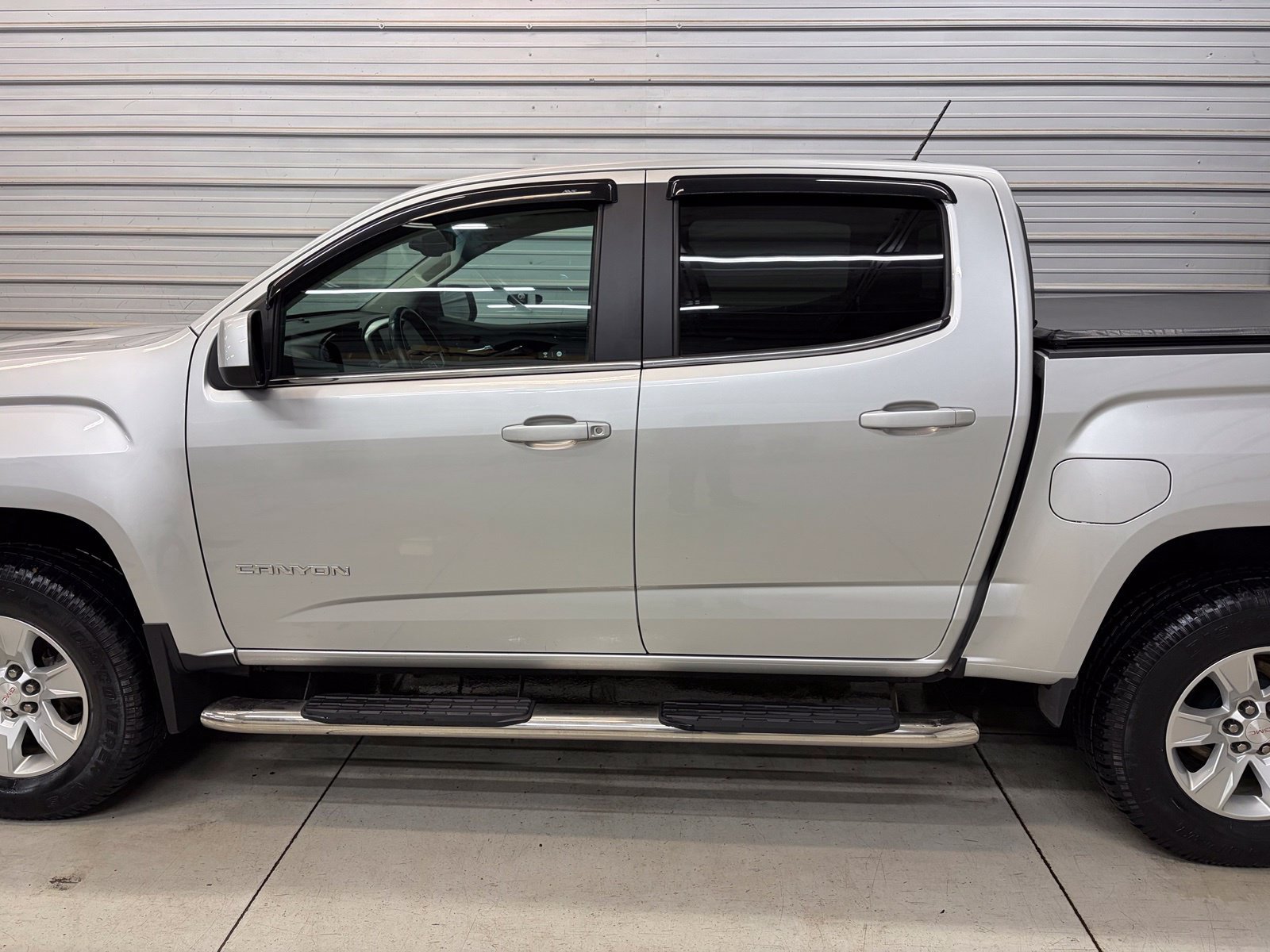 Used 2018 GMC Canyon SLE w/ SLE Convenience Package AWD/4WD image 7