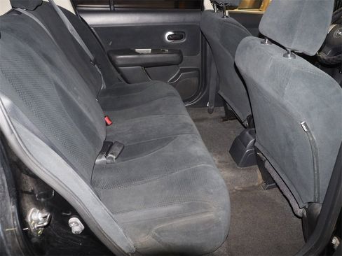 Used 2011 Nissan Versa 1.8 S w/ PWR Plus Pkg image 12