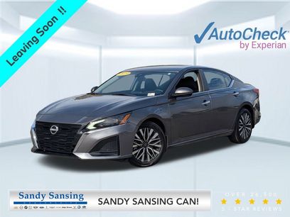 Used 2023 Nissan Altima 2.5 SV