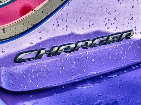 Used 2023 Dodge Charger R/T w/ Blacktop Package image 18