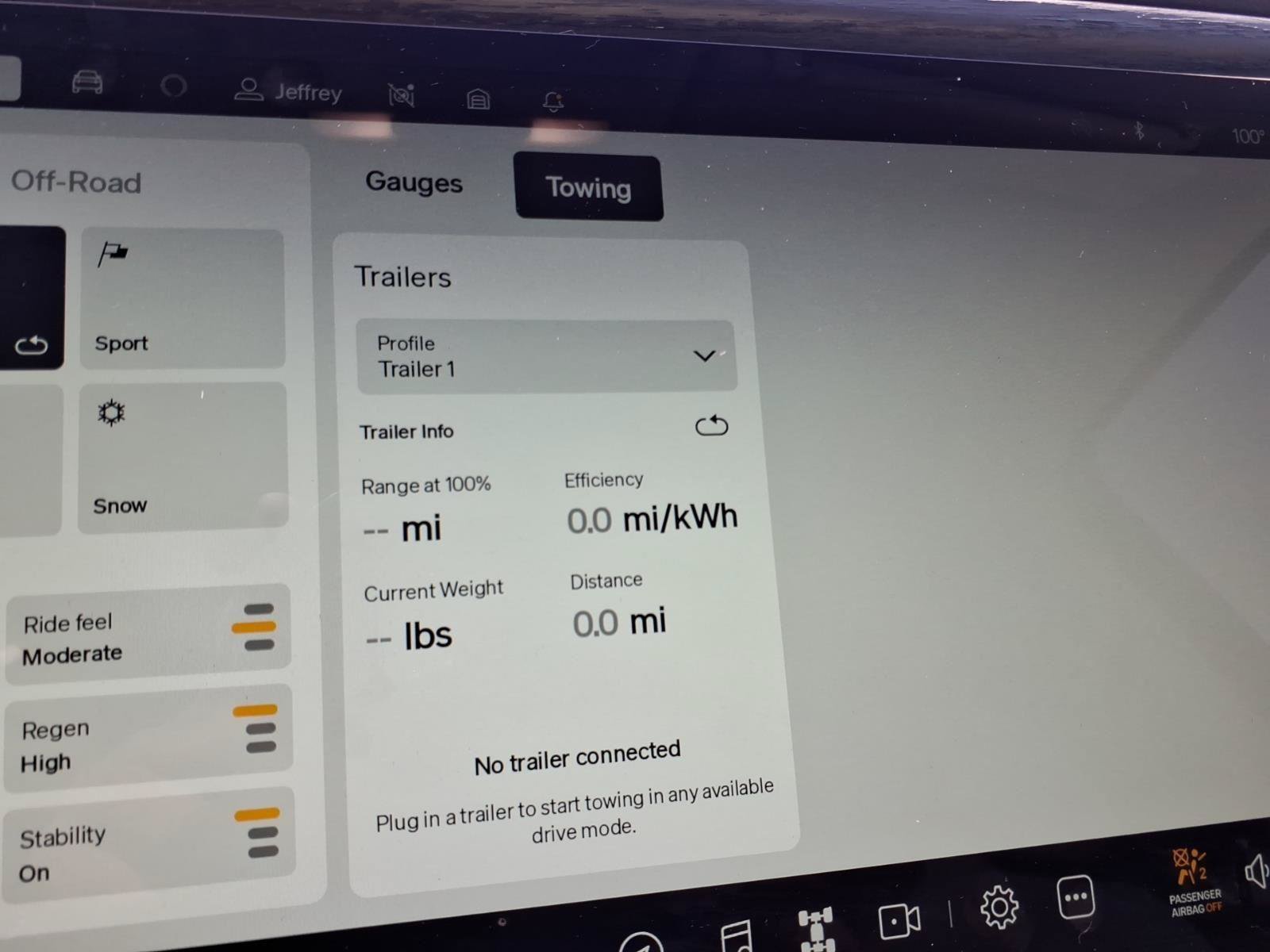 Used 2024 Rivian R1S Adventure Quad AWD/4WD image 10