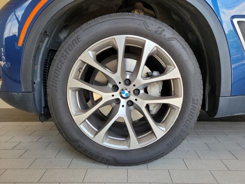 Used 2020 BMW X5 xDrive40i w/ Convenience Package AWD/4WD image 12