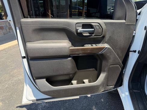 Used 2023 Chevrolet Silverado 2500 LT w/ Convenience Package AWD/4WD image 12