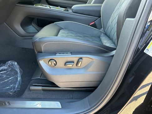 New 2026 Volkswagen Atlas Cross Sport SEL Premium R-Line image 16