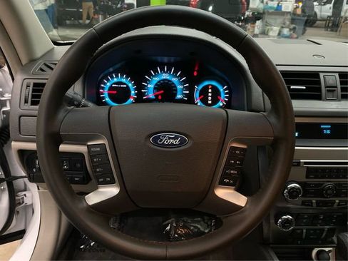 Used 2010 Ford Fusion SEL image 21