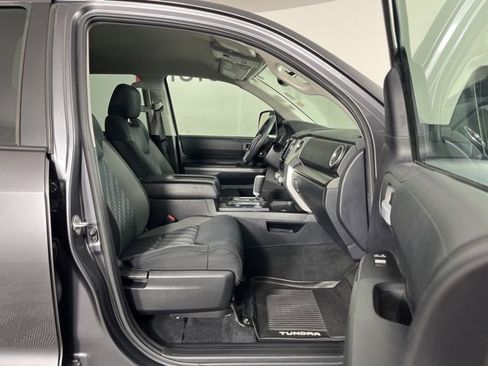Certified 2020 Toyota Tundra SR5 image 30