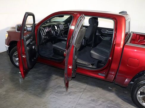 Used 2022 RAM 1500 Big Horn AWD/4WD image 5