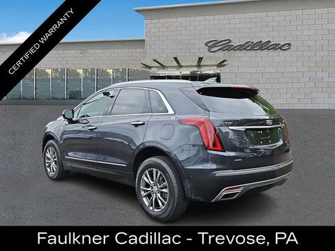 Used 2022 Cadillac XT5 Premium Luxury w/ Technology Package AWD/4WD image 7