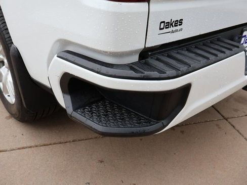 Used 2023 Chevrolet Silverado 1500 Custom image 20