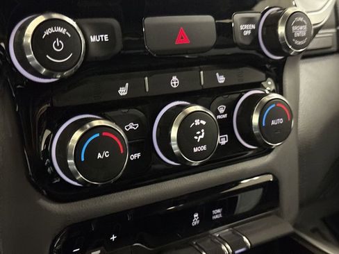 Used 2023 RAM 1500 Big Horn image 16