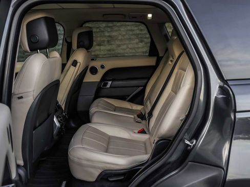 Used 2018 Land Rover Range Rover Sport HSE image 21