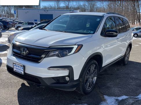 Used 2022 Honda Pilot Sport image 1