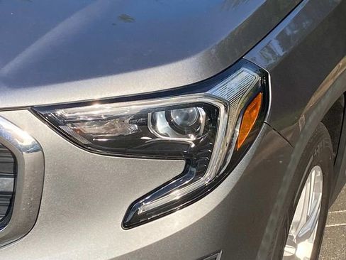 Used 2019 GMC Terrain SLE image 5