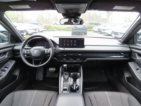 Certified 2023 Honda Accord Sport image 17