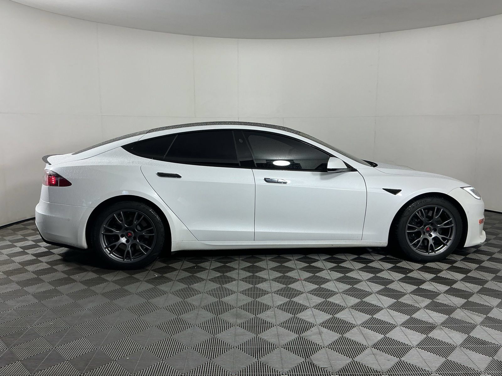 Used 2021 Tesla Model S Plaid AWD/4WD image 9