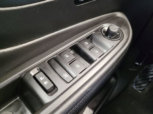 Used 2018 Buick Encore Essence AWD/4WD image 27