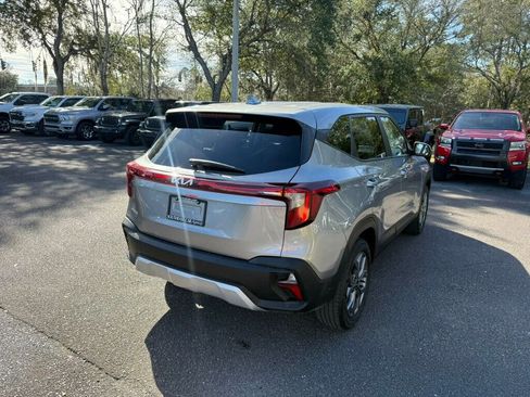Used 2026 Kia Seltos LX image 10