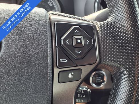 Used 2016 Toyota Tacoma TRD Off-Road w/ Towing Package AWD/4WD image 28