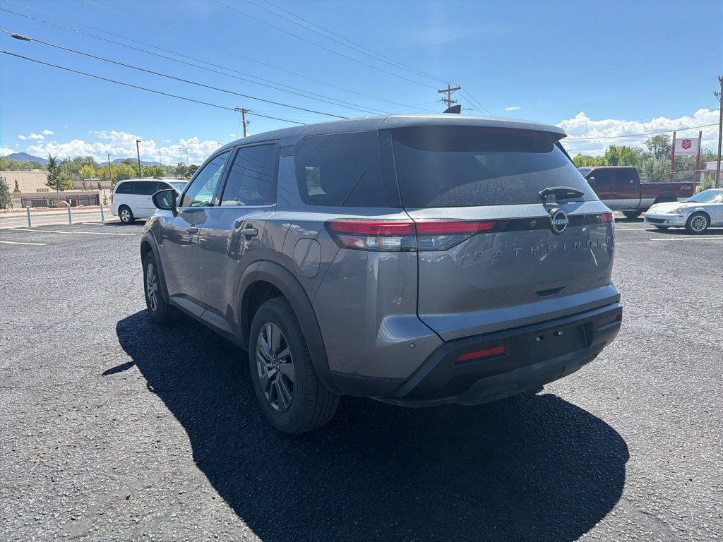 Used 2026 Nissan Pathfinder S AWD/4WD image 5