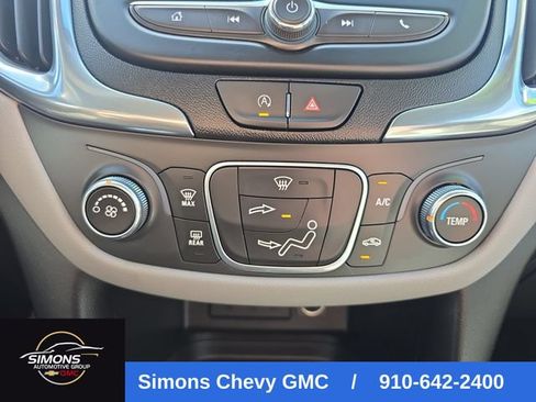 Used 2022 Chevrolet Equinox LT FWD image 17