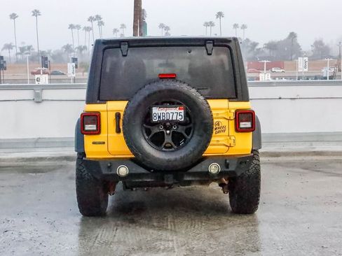 Used 2021 Jeep Wrangler Unlimited Sport image 8