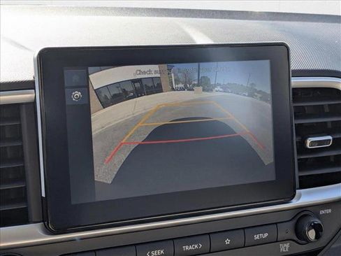 New 2025 Hyundai Venue SEL image 14