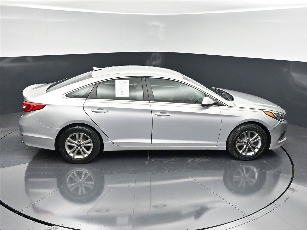 Used 2016 Hyundai Sonata SE FWD image 22