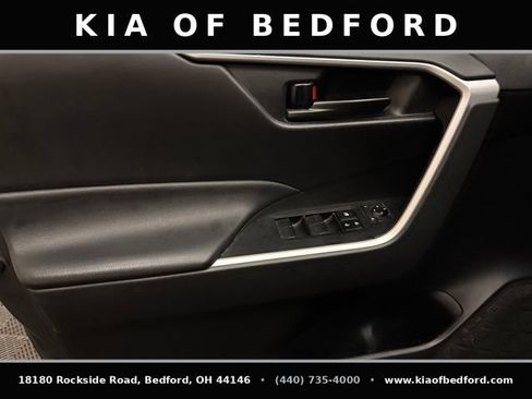 Used 2023 Toyota RAV4 LE AWD/4WD image 11