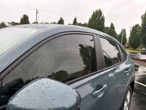Used 2024 Honda HR-V LX image 11
