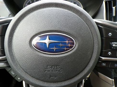 Used 2020 Subaru Forester Premium AWD/4WD image 33