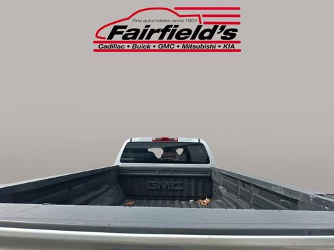 Used 2015 GMC Canyon SLT w/ Driver Alert Package image 17